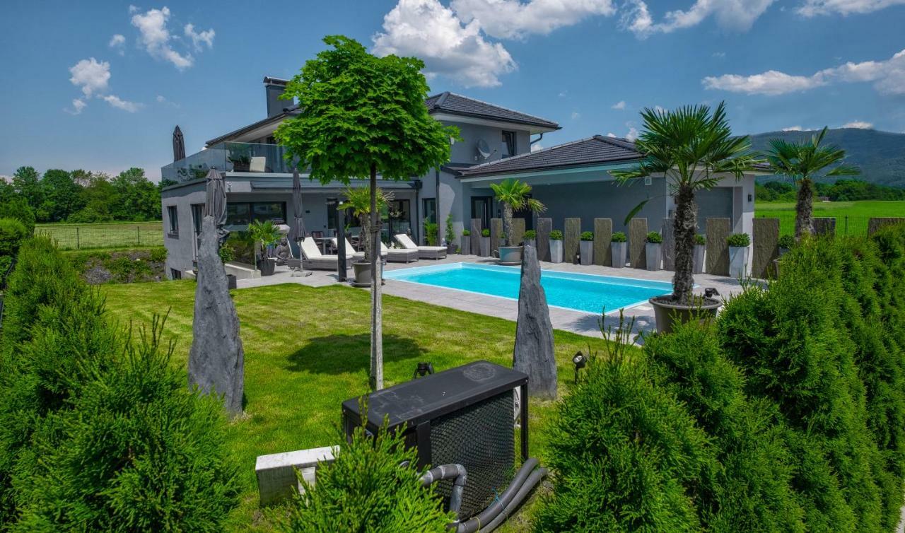 Luxurioese Penthaus Wohnung Anif Exteriér fotografie